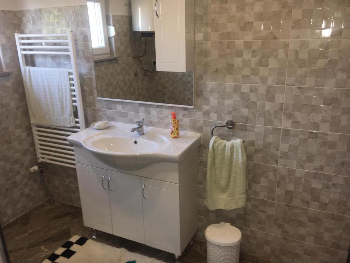 Apartman Anita Apartamento Konjevrate Exterior foto