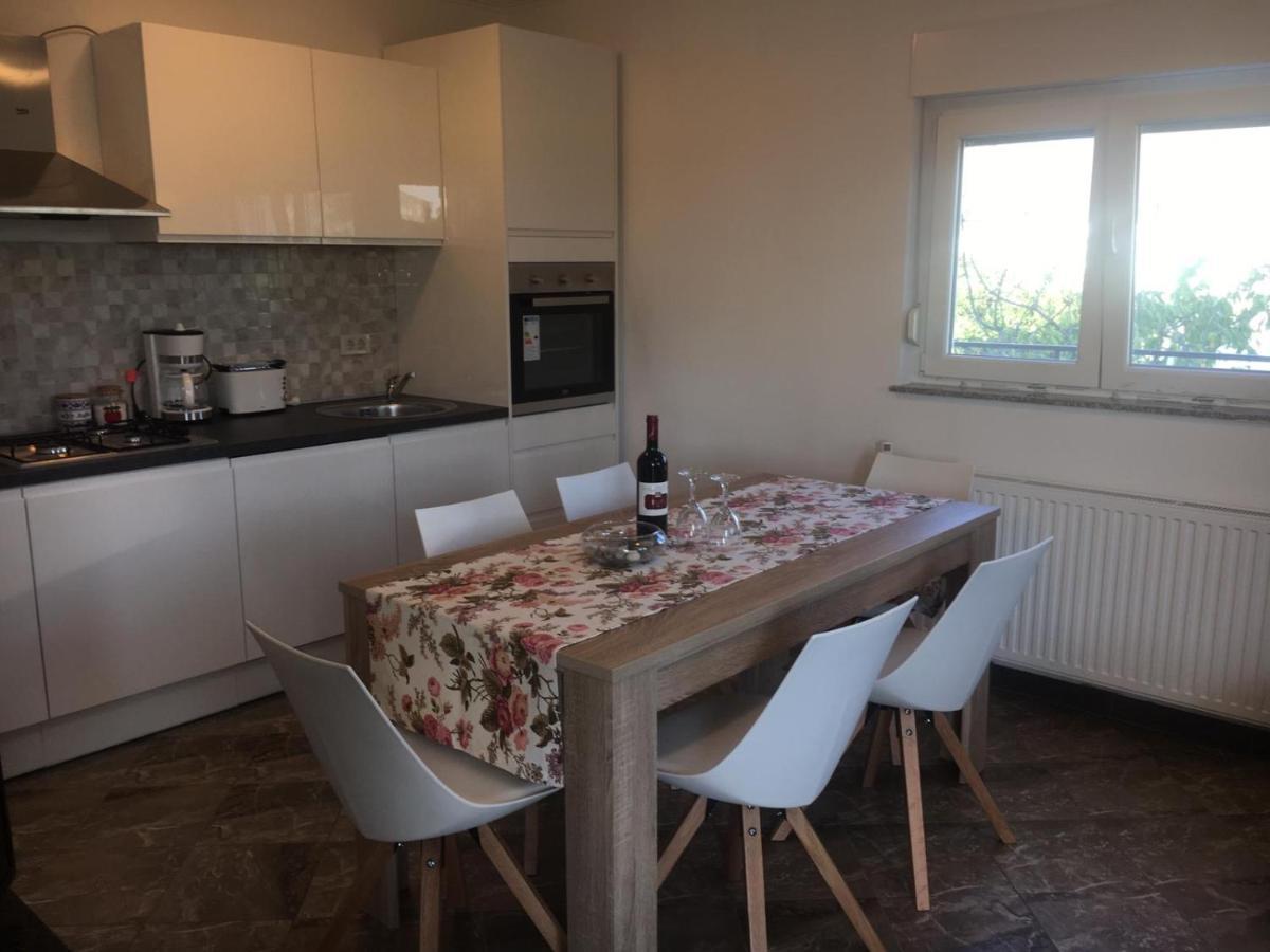 Apartman Anita Apartamento Konjevrate Exterior foto